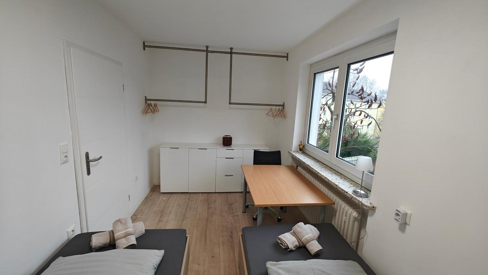 Ferienwohnung "Sorgenfrei" In Coburg ! - Im Eg Mit Privatparkplatz & Balkon Eksteriør bilde